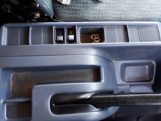 Hino mega 330 แรง ปี 53 แม่เดี่ยวดัมพ์เสรีชัย ไฮสปีด(เฟืองเร็ว) เครื่องเกียร์เดิม ยางเต็ม ไมล์แสนสาม รถพร้อมใช้งาน