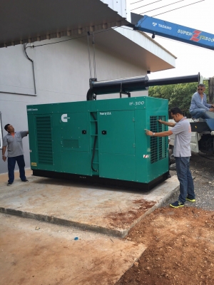 CUMMINS 125 KVA.พร้อมชุด ATS. made in USA. รับประกัน 1 ปี จัดส่งฟรี CUMMINS 125 KVA.พร้อมชุด ATS. made in USA. รับประกัน 1 ปี จัดส่งฟรี