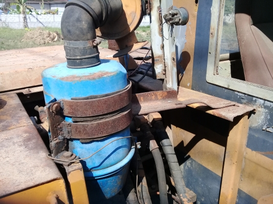 ขายด่วนรถแบคโฮKOMATSU PC-60 ปี 45 สภาพพร้อมใช้งาน