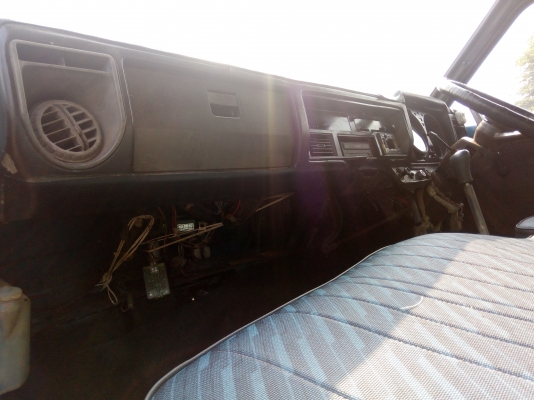 ISUZU KS22เครื่อง115 แรงม้า ยกหัวได้ เกียร์สั้น (ขอบคุณลูกค้าโคราชหลายๆเด้อครับรวยๆเฮงๆเด้อครับ)รถห้
