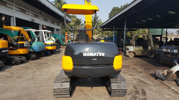 ขาย รถขุด KOMATSU รุ่น PC45 มือสองญี่ปุ่น แทรกเหล็ก สลัก บูทเอวแน่น 100\% สวยพร้อมใช้งาน มือถือ 0818753444
