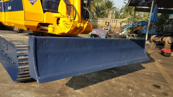 ขาย รถขุด KOMATSU รุ่น PC40-6-มือสองญี่ปุ่น แทรกเหล็ก สลัก บูทเอวแน่น 100\% สวยพร้อมใช้งาน มือถือ 0818753444