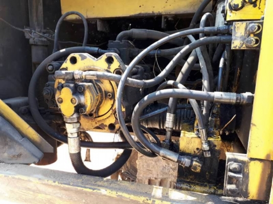 ขาย 635,000 บาท KOBELCO SK200 MARK 3 เก๋งเทา เครื่องดี ปั้มแรง โช่หนา เอวแน่น ไฟฟ้าตัด (อุปกรณ์อยู่ครบ กล่อง จอ มอเตอร์) เอกสารแจ้งจำหน่าย  รถอยู่  นครปฐม โทร 0610710295