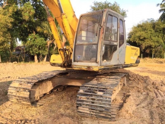 ขาย 635,000 บาท KOBELCO SK200 MARK 3 เก๋งเทา เครื่องดี ปั้มแรง โช่หนา เอวแน่น ไฟฟ้าตัด (อุปกรณ์อยู่ครบ กล่อง จอ มอเตอร์) เอกสารแจ้งจำหน่าย  รถอยู่  นครปฐม โทร 0610710295