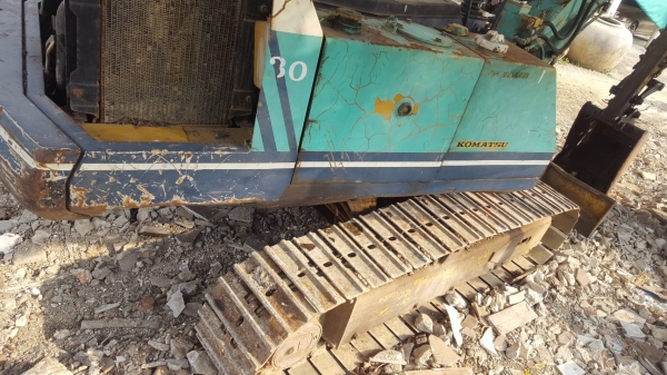 ขายรถแม็คโค 30-5พร้อมหัวแย๊ค โทร 0616613023 เเพรว