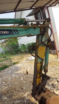 ขายรถแม็คโค 30-5พร้อมหัวแย๊ค โทร 0616613023 เเพรว