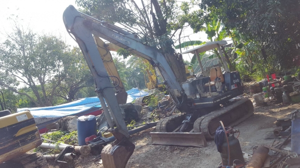 ขายแม็คโคPC40 บูมยาว6เมตร รถพร้อมใช้งาน โทร0616613023 แพรว