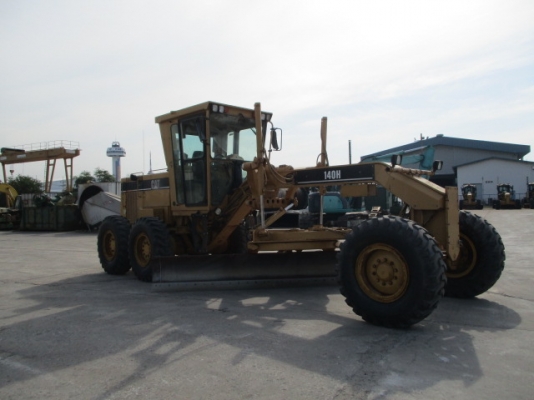 รถเกรด (MOTER GRADER) ยี่ห้อ CATERPILLAR รุ่น 140H ซีเรียล 2ZK08004 ปี 2003 รถเกรด (MOTER GRADER) ยี่ห้อ CATERPILLAR รุ่น 140H ซีเรียล 2ZK08004 ปี 2003