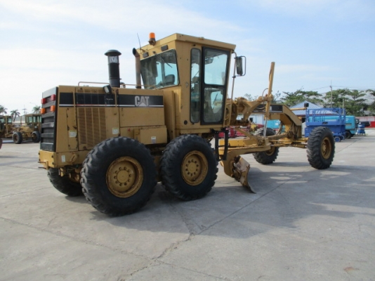 รถเกรด (MOTER GRADER) ยี่ห้อ CATERPILLAR รุ่น 140H ซีเรียล 2ZK08004 ปี 2003 รถเกรด (MOTER GRADER) ยี่ห้อ CATERPILLAR รุ่น 140H ซีเรียล 2ZK08004 ปี 2003