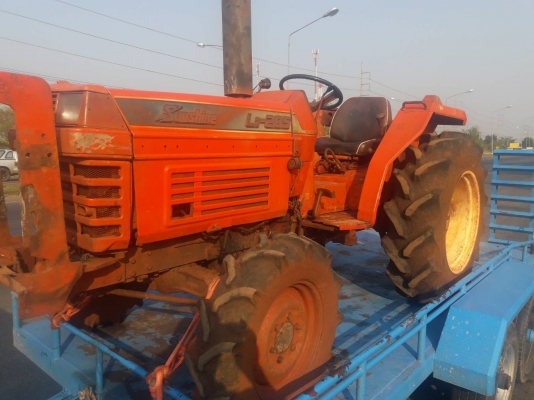 ขายรถไถl1-28