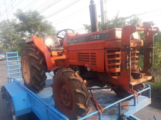 ขายรถไถl1-28