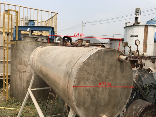 ถังสแตนเลส 1,100 ลิตร