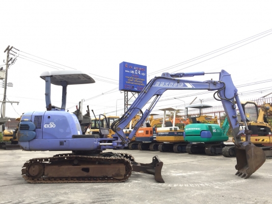 รถขุด Hitachi EX30-2 มือสอง นำเข้าจากญี่ปุ่น พร้อมใช้งาน