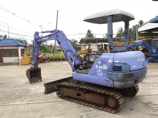 รถขุด Hitachi EX30-2 มือสอง นำเข้าจากญี่ปุ่น พร้อมใช้งาน
