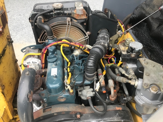 ขายรถบด2ตันBOMAGรุ่นBW80ADนำเข้าญี่ปุ่นเอวอ่อนขับ2เพลาเครื่องคูโบต้า3สูบสภาพดีพร้อมใช้งาน มีให้เลือกหลายคันหลายขนาดLINE:Jiraroj2909