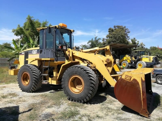 ขาย CAT 938G-2 รถสวยมาก นำเข้าจากญี่ปุ่น โทร.090-986-2521 อ๊อบ