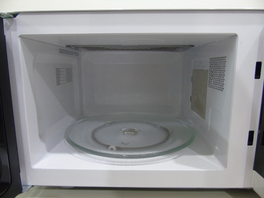 ไมโครเวฟ Electrolux รุ่น EMM2311W ความจุ 23 ลิตร มีระบบย่าง สภาพใหม่ ไมโครเวฟ Electrolux รุ่น EMM2311W ความจุ 23 ลิตร มีระบบย่าง สภาพใหม่