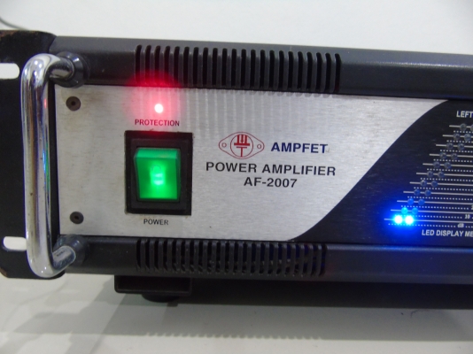 ลดราคา-แอมป์หนักกลางแจ้ง ยี่ห้อ AMPFET รุ่น AF-2007 สภาพใหม่ ใช้งานได้ปกติ หนัก 28 กก.