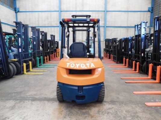 รถโฟลค์ลิฟท์   Forklift สภาพดี