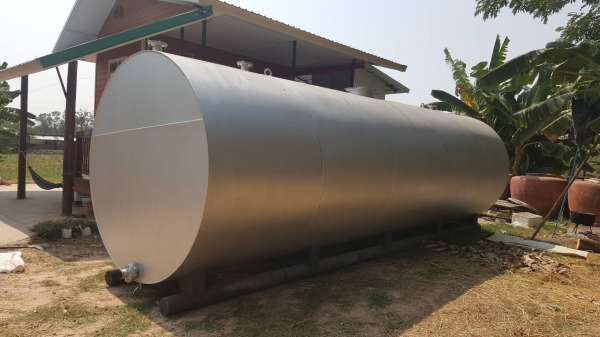 ขาย ถังน้ำมัน ขนาดความจุ 30,000 ลิตร แบบบนดิน มีขาตั้งเรียบร้อย เป็นของใหม่ซื้อมายังไม่ได้ใช้งาน