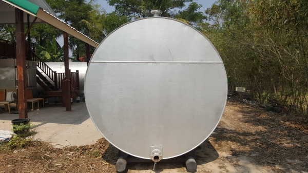 ขาย ถังน้ำมัน ขนาดความจุ 30,000 ลิตร แบบบนดิน มีขาตั้งเรียบร้อย เป็นของใหม่ซื้อมายังไม่ได้ใช้งาน ขาย ถังน้ำมัน ขนาดความจุ 30,000 ลิตร แบบบนดิน มีขาตั้งเรียบร้อย เป็นของใหม่ซื้อมายังไม่ได้ใช้งาน