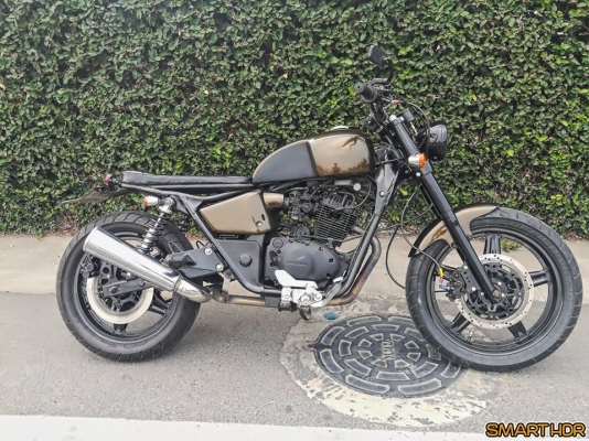 Phantom 200cc กุญแจบน แต่ง Cafe Phantom 200cc กุญแจบน แต่ง Cafe