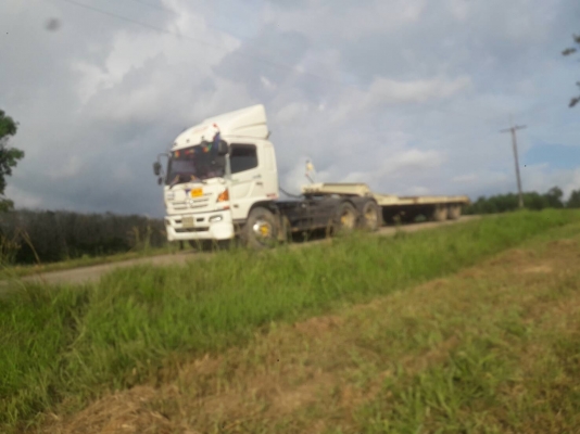 ขายสิบล้อหัวลาก Hino mega 260 แรง ปี 48