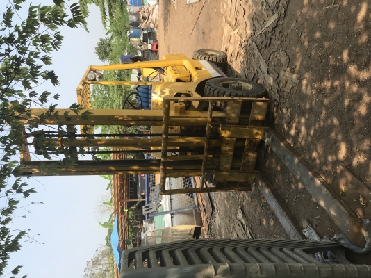 รถยกฟอร์คลิฟต์ 2.5 ตัน