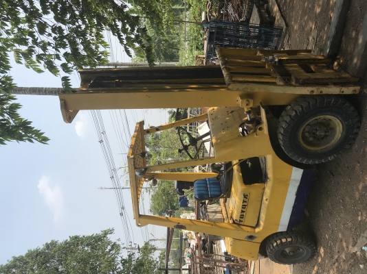 รถยกฟอร์คลิฟต์ 2.5 ตัน