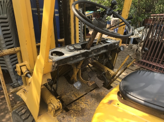 รถยกฟอร์คลิฟต์ 2.5 ตัน