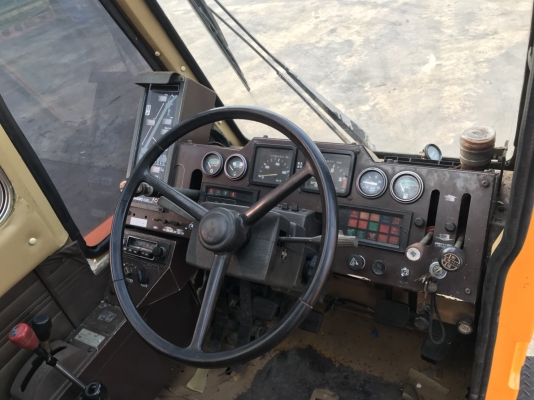 รถเครน 25ตัน TADANO M4