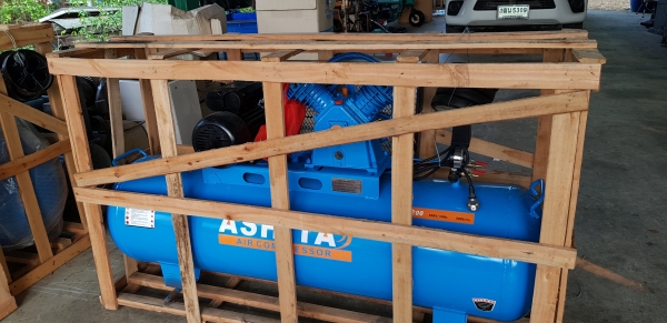 ปั้มลม 2 หัว 3 แรง ถัง 200 ลิตร ไฟ 220 v.