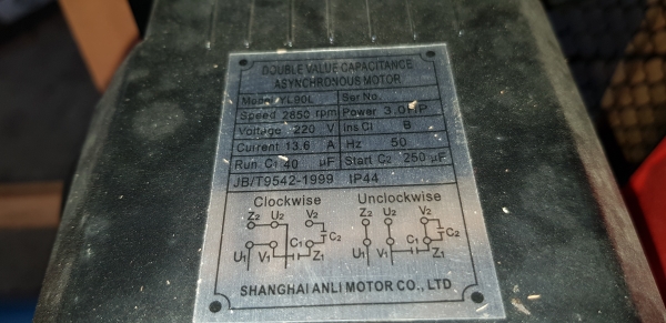 ปั้มลม 2 หัว 3 แรง ถัง 200 ลิตร ไฟ 220 v.