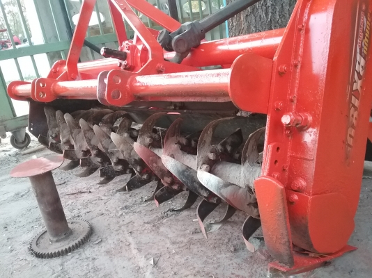 ขายโรตารี่ ตราข้าง 1.82 เมตร สภาพพร้อมใช้งาน ใบยังเหลือเยอะ