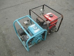 ขายปั้มน้ำmitsubishi gm18ip 6 แรงเก่าญี่ปุน่ กับ tezuka 5.5 แรง