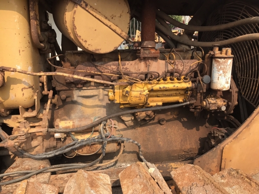 ขายรถแทรกเตอร์ CAT D5D ตีนเป็ด เกียร์ เครื่อง 44V ราคา.380000 เฟรมสวย เครื่องแน้น ปั้มทำมาใหม่ บอร์ดีรอบคันสวย โซ้หนา เกียร์ใช้งานได้ปกติ แผ่นสำรองมีให้ รถพร้อมใช้ สนใจมาลองรถได้ที่ 081-3531946 ต่อ.บางนา &amp; ID LINE รถอยู่ กรุงเทพ พระราม 2