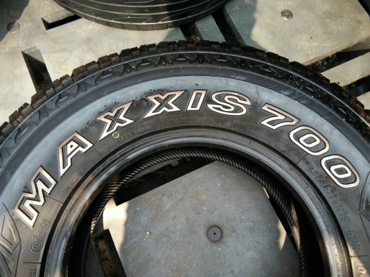 ขายยาง 235/75R15 MAXXIS BRAVO A/T ปี16 ตุ่มยางใหม่ยังอยู่รางๆ สวยนดมากไม่มีปะ คุ้มสุดๆ ชุดละ 6900 บา