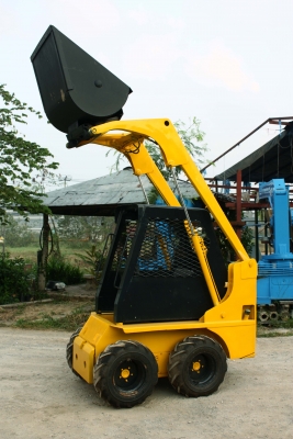 ขายรถตักล้อยาง พร้อมใช้งาน สนใจติดต่อ 086-324-1992 086-775-7900