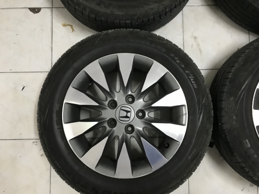 แม็กมือสอง Honda civic ขอบ 16 พร้อมยาง 205/60R16 ปี16 ขายยกชุด 4800 สนใจ ID line Tel 0850448320