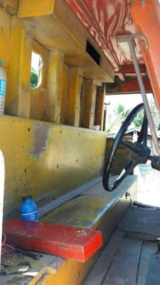 ขาย 195,000 เทนเลอหัวยาว  ISUZU เครื่อง 145  เพลาเดียว เครื่องดี คัชชีก็สวยตามรุ่น หางขึ้น 120 รถพร้อมใช้ เอกสารเล่มทะเบียน รถอยู่ อุบลฯ 090-772-3710 090-772-3708