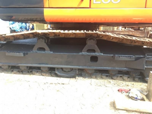 ขาย 1,250,000  HITACHI ZX 200-1 ปี 2010 ชม.13,600  แรง เร็ว ประหยัดน้ำมัน ช่างล่างแน่น หนาทุกตัว เครื่อง ISUZU  เอกสารอินวอย รถสวยพร้อมใช้ รถอยู่ ปทุมธานี 090-772-3710 090-772-3708