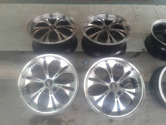 ขอบ18นิ้ว6รู ชุดนี้ราคา 6500 บาท