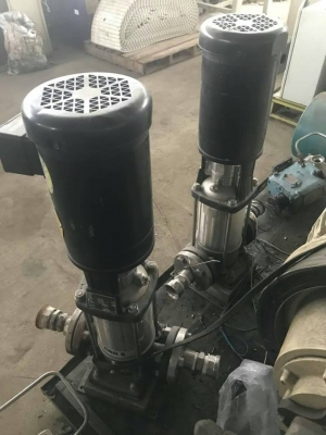 ปั๊มน้ำทรงตั้ง