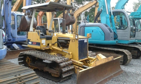 D20P-6 รถดันดินเก่าญีปุ่น KOMATU@595,000฿ ดูแล้วสนใจโทรหา ☎ 081-989-1989+ ID LINE :rangrayong หรั่งครับ