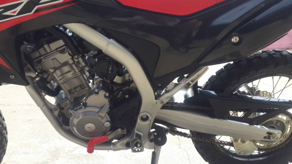 Honda crf 250 l ปี 2015 ตัวล่าสุด โช็คหน้า ล้อดำ โรงงาน วิ่ง 5 พันโลแท้ครับ