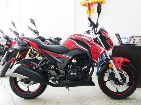 (โอนฟรี) ขาย GPX CR 5 Fi 200 CC ไมล์ 4151 กม ปี 2017 ตัวใหม่ล่าสุดระบบหัวฉีด ประหยัดน้ำมันแรงด้วย  เครื่องยนต์ 200 CC