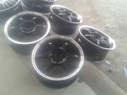 ขอบ16นิ้ว4รู100 ชุดนี้สมบูรณ์พร้อมใช้ ราคา 3900 บาท ขอบ16นิ้ว4รู100 ชุดนี้สมบูรณ์พร้อมใช้ ราคา 3900 บาท