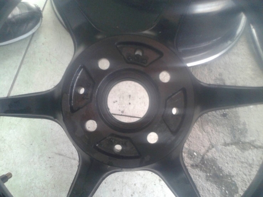 ขอบ16นิ้ว4รู100 ชุดนี้สมบูรณ์พร้อมใช้ ราคา 3900 บาท ขอบ16นิ้ว4รู100 ชุดนี้สมบูรณ์พร้อมใช้ ราคา 3900 บาท