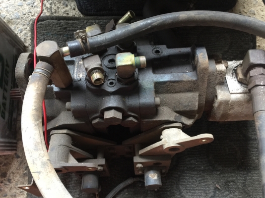 ขายเครื่อง KUBOTA 4สูบ 25M โซลินอยล์ปั๊ม สายไฟ 3 เส้น