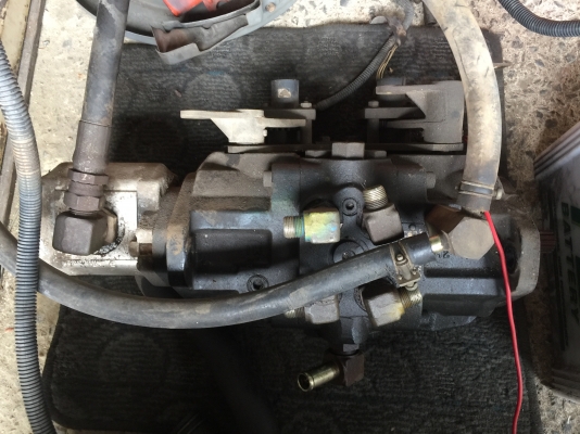 ขายเครื่อง KUBOTA 4สูบ 25M โซลินอยล์ปั๊ม สายไฟ 3 เส้น